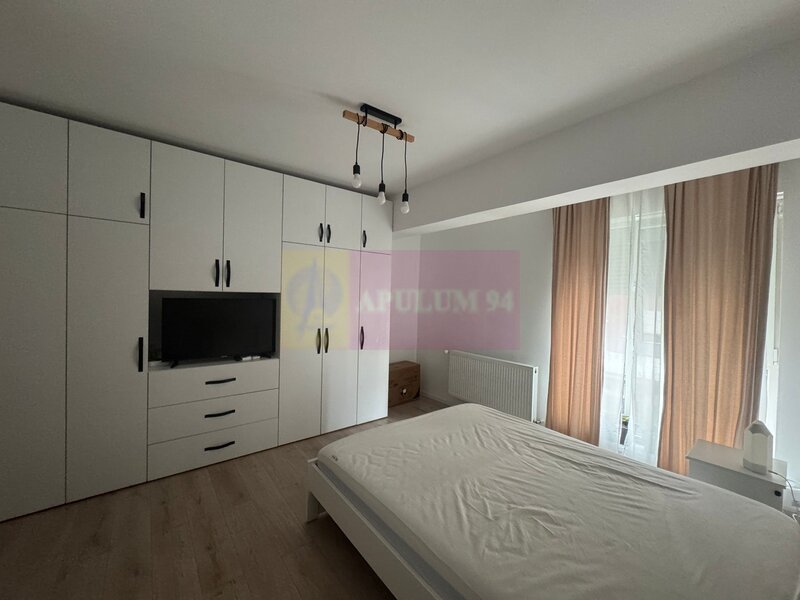 De vanzare apartament cu 2 camere si loc de parcare, 120000€